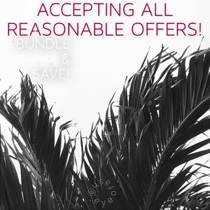 ACCEPTING ALL REASONABLE OFFERS!! 🖤